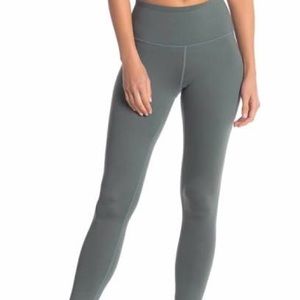 Zella live in leggings